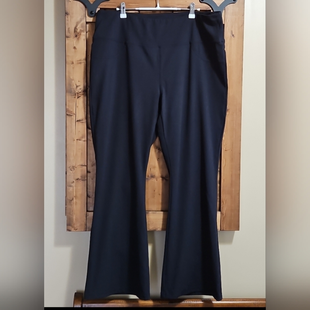 Halara Black DayStretch High Waisted Flare Yoga Leggings 2X